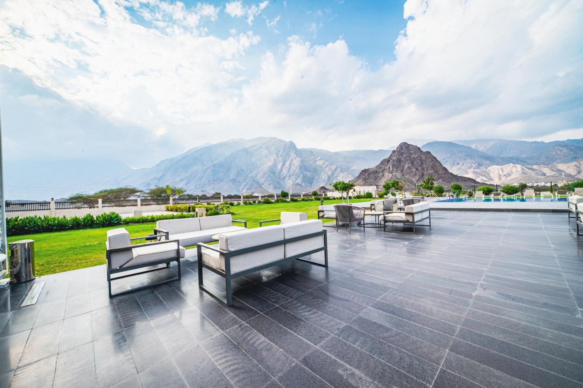 استراحة الفيحاء Al Feyhaa Resthouse Otel Samail Dış mekan fotoğraf