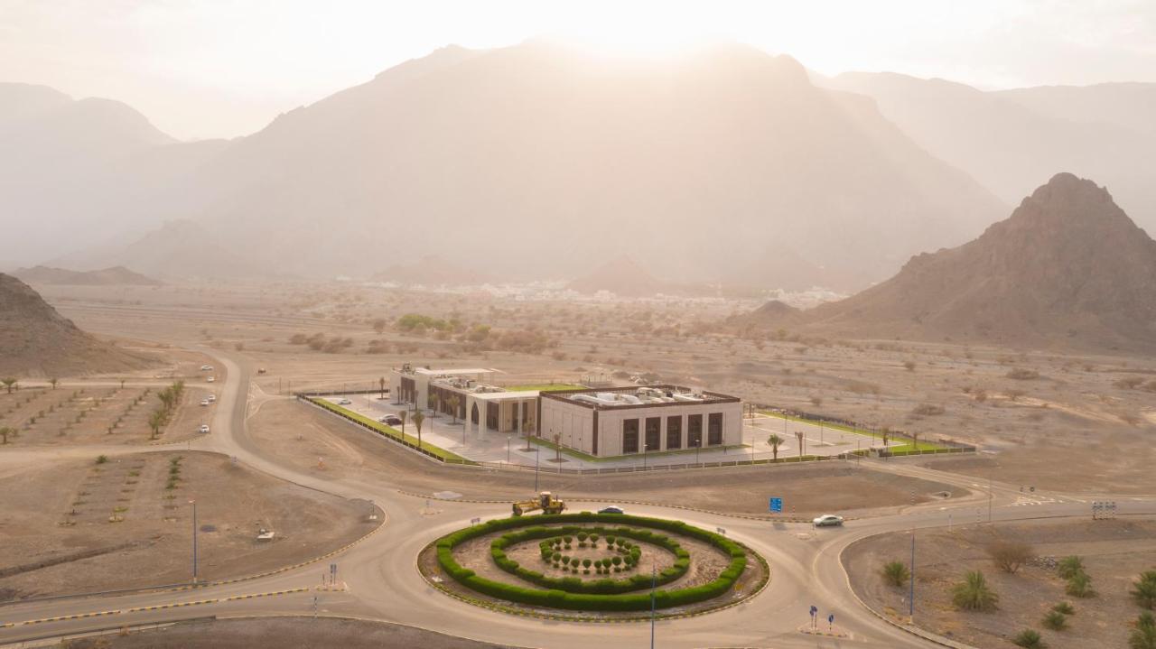 استراحة الفيحاء Al Feyhaa Resthouse Otel Samail Dış mekan fotoğraf